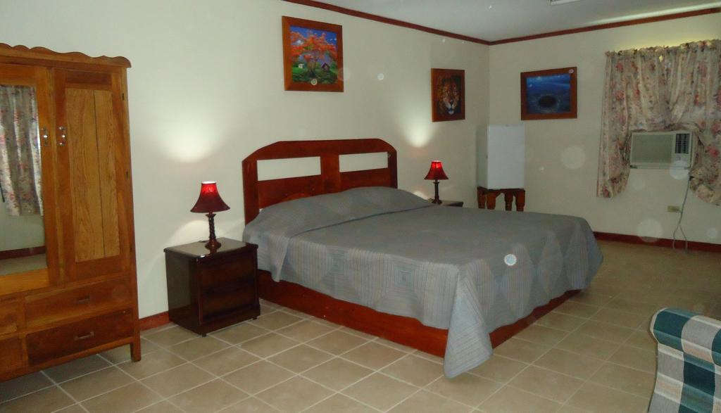 Orchid Garden Eco-Village Hotel Belize Belize City Room photo